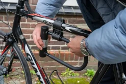 Voltano Fietssloten<beugelslot ART4 met framehouder